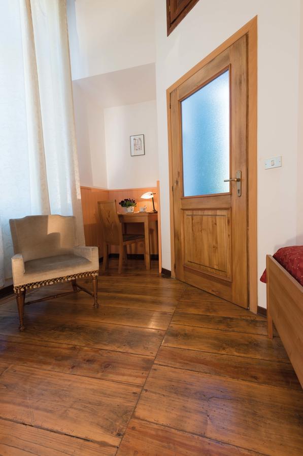 Foresteria Valdese Hotel Торе Пеличе Екстериор снимка